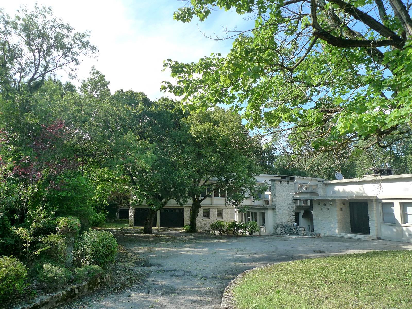 Très belle villa d'architecte des années 60, secteur Montélimar